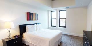 300 East LaSalle Gallery 10