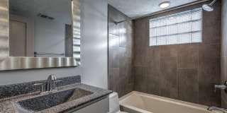 709 S 35th Gallery 7