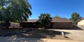 5 Bed, 2.5 Bath, 2 Car Garage Home For Rent With RV Parking Gallery 1