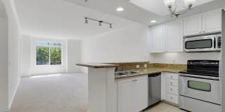 4175 Executive Dr Unit G 4175 Executive Dr Unit G Gallery 1