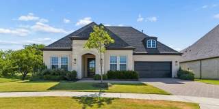350 Pearland Drive Gallery 31