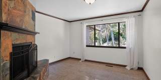 525 Hampton Ave Gallery 18