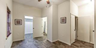 212 N Fourth St Gallery 16
