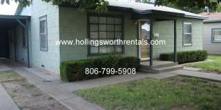 3 Bedroom, 2 Baths, 2 living rooms with extra large Laundry Room House Gallery 1