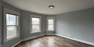 12 Woodland Street Gallery 3