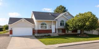 4-Bed, 3-Bath Lehi Home with Large Backyard and 2-Car Garage Gallery 1