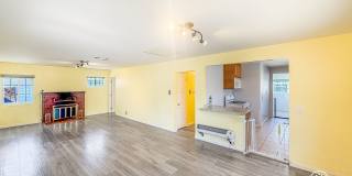 SD: Cozy 2BD/2BA Home in Ramona with Front Patio, Included Landscaping & A/C Gallery 5