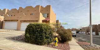 3 Bedroom, 3 Bath, 2 Car Garage with Fenced Backyard Townhouse Gallery 1