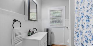 989 Union Street Gallery 7