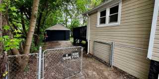610 Colorado - 3bed/1bath house, garage & basement! Gallery 19