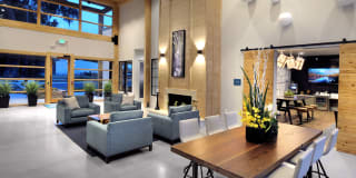 The Ellis Gallery 15