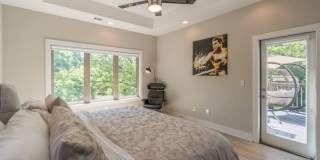 406 East Side Ave SE - Full HouseMain Gallery 61