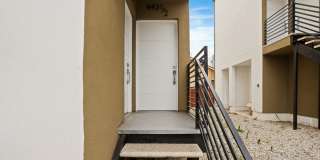 443 N Heliotrope Dr Gallery 7