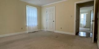 Spacious country home for lease Gallery 24