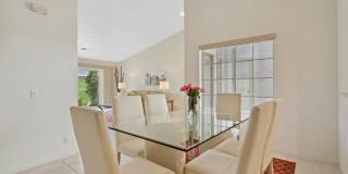259 Vista Royale Circle W Gallery 17