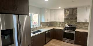 Spacious & Modern Tri-Level Townhome | 3 Bed, 2.5 Bath with Private Balcony Spacious & Modern Tri-Level Townhome | 3 Bed, 2.5 Bath with Private Balcony Gallery 1
