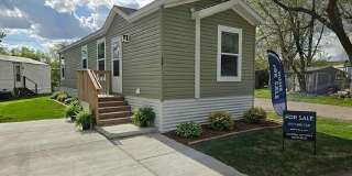 121 lynn Gallery 1