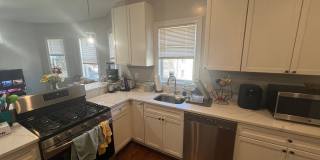 Very nice 3 bed 2 bath in Somerville... Don't miss out! Very nice 3 bed 2 bath in Somerville... Don't miss out! Gallery 6