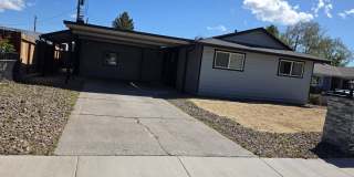 Great Family home in family neighborhood~bring the pets Great Family home in family neighborhood~bring the pets Gallery 1