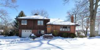 79 Grand Boulevard Gallery 1