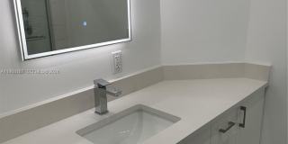 10210 Collins Ave Gallery 15