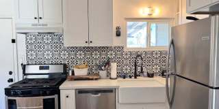 Cozy & Furnished 2 Bed 1 bath Home! Gallery 11