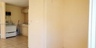 2114 Mckinley St Gallery 3
