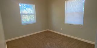 Cottage Home in Seminole Manor Gallery 13