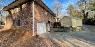 2106 Pawnee Drive SE Gallery 2