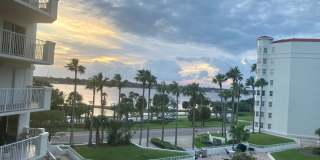 Beautiful Condo with Amazing Views Gallery 22