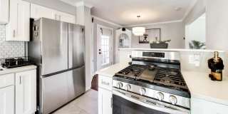 4138 N OLCOTT Avenue Gallery 13