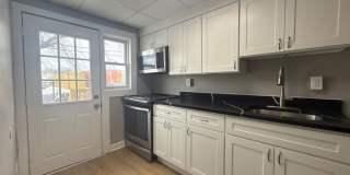 Charming 3-Bedroom Home with Fenced Yard & Private Parking Gallery 5