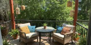 Cozy 2 Bedroom, 1 Bath Apartment with Balcony - Welcome Home! Gallery 1