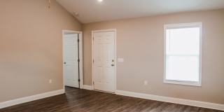 218 Waybill Circle Gallery 5
