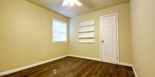 MOVE-IN SPECIAL: Cozy 3 Bedroom Home in East Lubbock Gallery 10