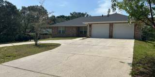 Beautifully Renovated 3-Bedroom Home Near Florida’s Gulf Coast! Gallery 1