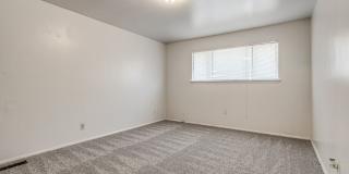 Updated in NE OKC for rent! Minutes to Broadway Extension/235 and Downtown! Gallery 15