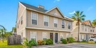 132 DOUGLAS Road W Gallery 1