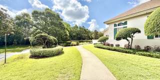 240 Center Oak Circle Gallery 46