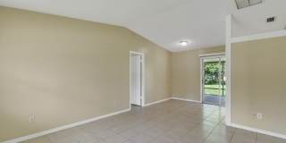 205 SW Voltair Terrace Gallery 8