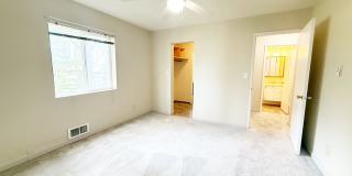 924 Shorewood Drive - B-16B-16 Gallery 18