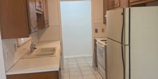 Beautifully updated home in a quiet Yukon neighborhood! Gallery 28