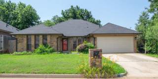 Spacious 4-Bedroom / 2-Bathroom Home with Modern Amenities in Edmond! Spacious 4-Bedroom / 2-Bathroom Home with Modern Amenities in Edmond! Gallery 1