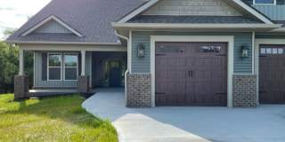 Vonore 37885 - 4 bedroom, 3 bath in Tellico Village - Contact Ed Johnson 865-924-5045 Gallery 1