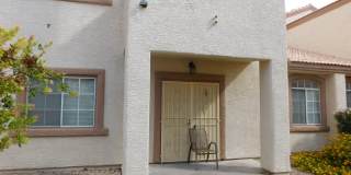 Gorgeous 3 bedroom condo with a 2 car garage! Tons of upgrades*Southwest*Gated community* Gorgeous 3 bedroom condo with a 2 car garage! Tons of upgrades*Southwest*Gated community* Gallery 14