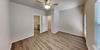 Luxury 3 Bedroom 2 Bathroom Duplex in Piedmont Schools Gallery 11