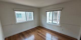 Upgraded Corner Condo with Lagoon View Gallery 10