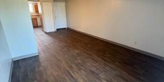 River Walk Apartments Gallery 105