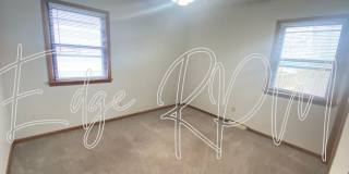 Now Available – Cozy 3 Bed / 2 Bath Ranch! Gallery 12