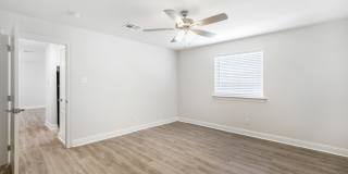 Artwalk Bucktown Gallery 17